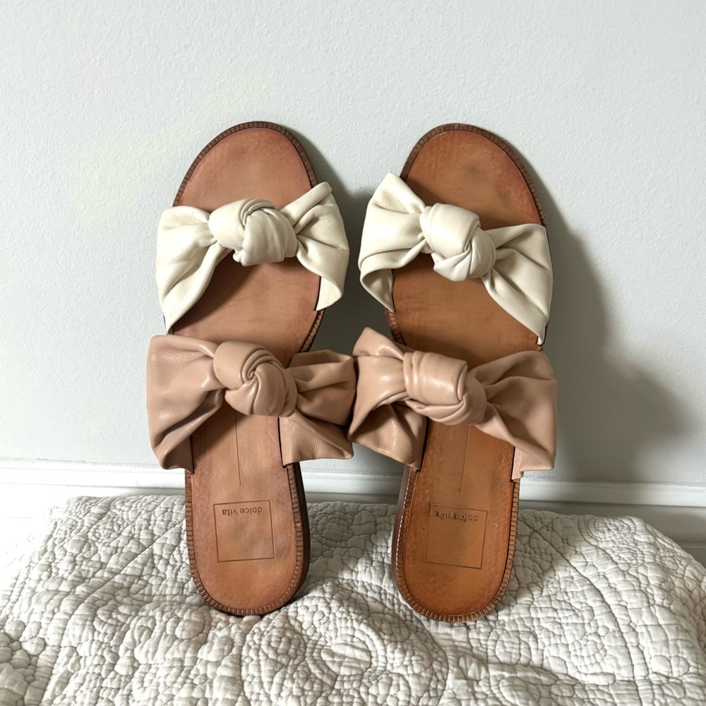 Dolce Vita Two-Tone Knotted Strap Sandals